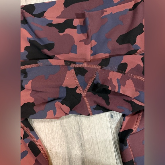 🍋 Lululemon Wunder Under High-Rise Tight
28" - Picture 5 of 9